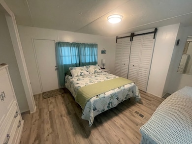 6909 Marlin Ln, Bradenton, FL 34207 - photo 5