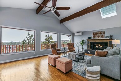 1916 NE Cliff Dr, Bend, OR 97701 - photo 3