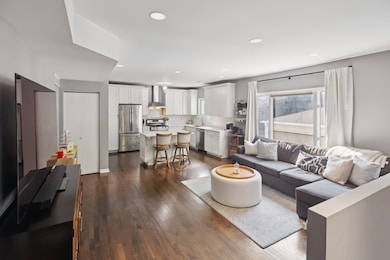 1747 W Pierce Ave unit 2, Chicago, IL 60622 - photo 5