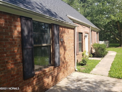 2206 Colony Plaza, Jacksonville, NC 28546 - photo 4