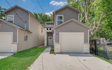 8209 Westcott St, Houston, TX 77016 - photo 2