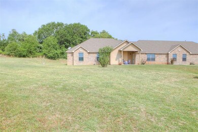 141 Lindas Creek Ln unit 141-147, Weatherford, TX 76088 - photo 3