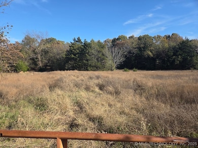 0 E 1200 unit 2547768, Eufaula, OK 74432 - photo 2