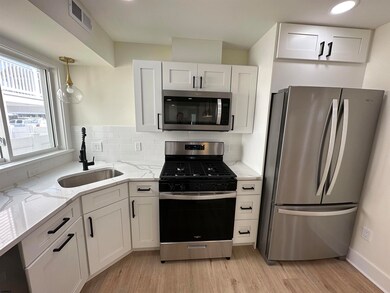 314 W Cresse Ave unit 2, Wildwood, NJ 08260 - photo 6