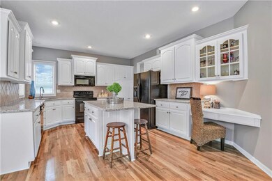 21612 W 99th Terrace, Lenexa, KS 66220 - photo 4