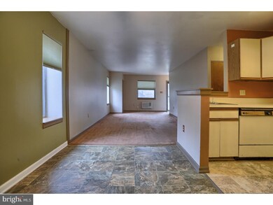 1334 W Wyomissing Ct unit M, West Lawn, PA 19609 - photo 2