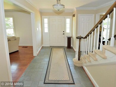 6315 Buffalo Ridge Rd, Falls Church, VA 22044 - photo 4