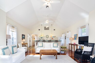 Living Room_915 Washington St, Key West