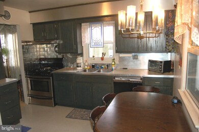 1569 Putnam Dr, Lancaster, PA 17602 - photo 5