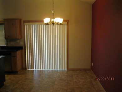 2167 Lissy Way, Grants Pass, OR 97526 - photo 6