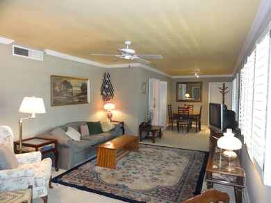 2058 W Cambridge 2109