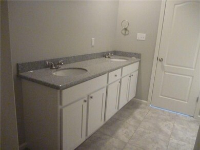 Master bath double under mount sinks and granite c