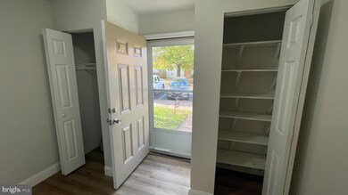 9070 Bonham Cir, Manassas, VA 20110 - photo 4