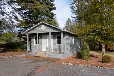 129 Deerfield Rd, Caldwell, WV 24925 - photo 5