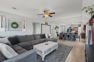 1104 Hillrose Dr, Leander, TX 78641 - photo 5