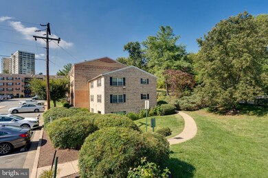 403 N Beauregard St unit 201, Alexandria, VA 22312 - photo 2