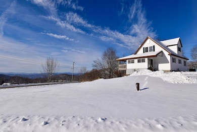 3 Brocklebank Rd, Tunbridge, VT 05077 - photo 3