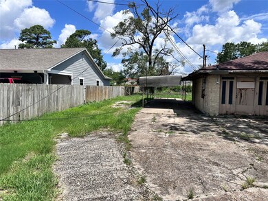 13811 Alderson St, Houston, TX 77015 - photo 2