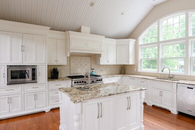 5 Crooked Meadow Ln, Hingham, MA 02043 - photo 6