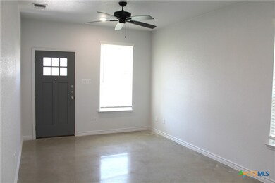 303 Riptide Rd, Temple, TX 76501 - photo 3