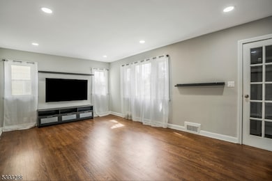 16 Pleasant Ave, Belleville, NJ 07109 - photo 5