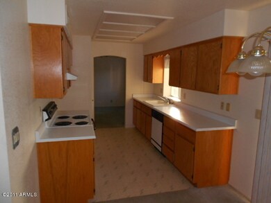 4 - Kitchen