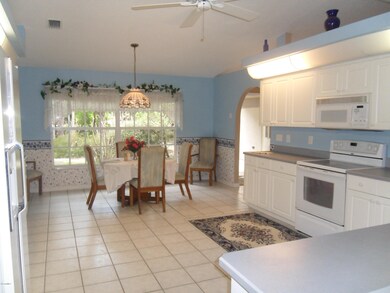 Eat in Kitchen