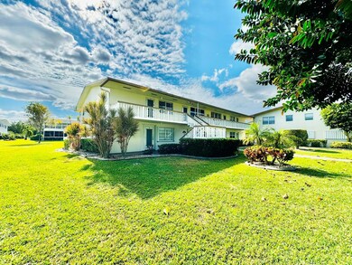 206 Windsor I unit 206, West Palm Beach, FL 33417 - photo 2