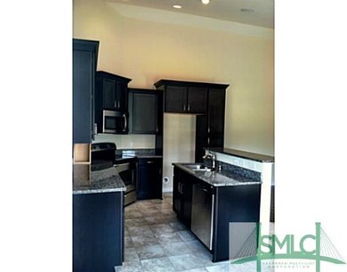 Kitchen. GRANITE TOPS, STAINLESS APPLIANCES