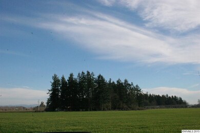 This property is very quiet and nicely secluded.