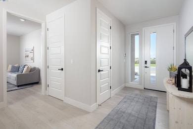 2364 Stanford St, Alameda, CA 94501 - photo 4