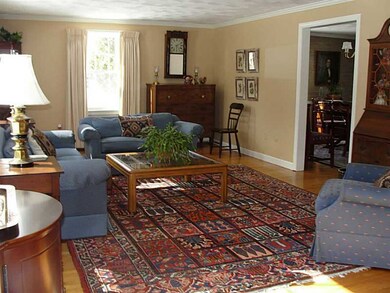 16 Oak Manor Dr, Barrington, RI 02806 - photo 7