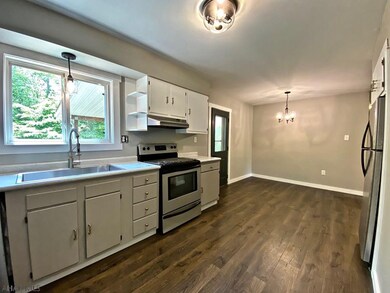 Kitchen/Dining