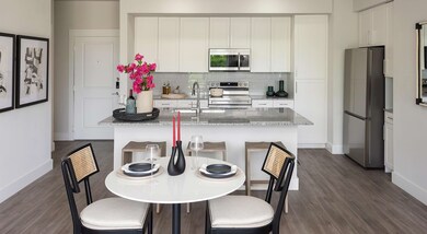 2425 Bell St unit 1201, Houston, TX 77003 - photo 3