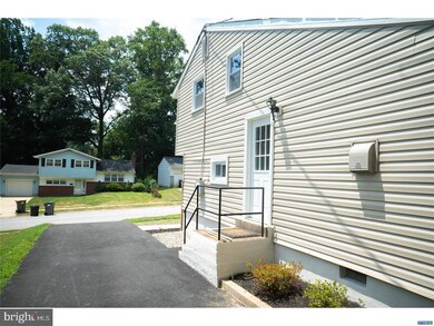 2020 Wildwood Dr, Wilmington, DE 19805 - photo 2