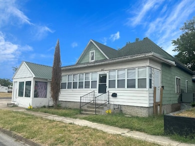 617 E Broadway St, Monett, MO 65708 - photo 2