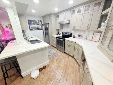 Environ I unit 1M, Lauderhill, FL 33319 - photo 5