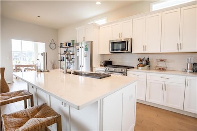 6867 Tulip Ln, Bath, PA 18014 - photo 6