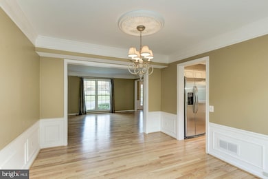 16934 Cass Brook Ln, Woodbridge, VA 22191 - photo 7