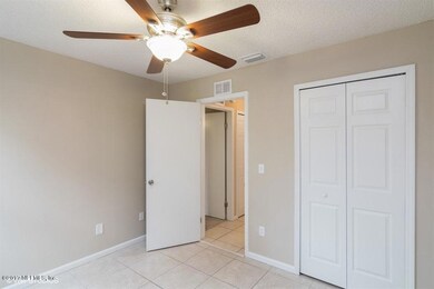 2437 Townsquare Dr, Jacksonville, FL 32216 - photo 6