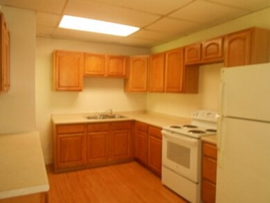 5 Gibbs Ct, Orange, MA 01364 - photo 4