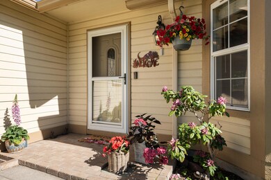 2766 SW Reindeer Ave, Redmond, OR 97756 - photo 2