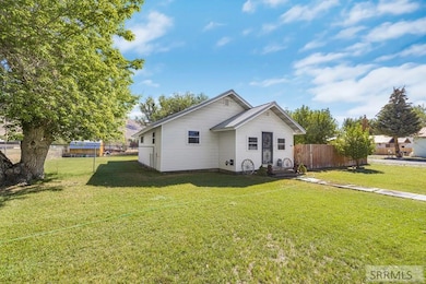 366 N Water St, Arco, ID 83213 - photo 3