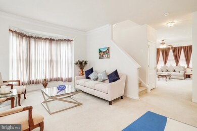 43049 Edgewater St, Chantilly, VA 20152 - photo 6