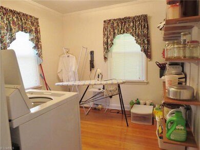 309 N Greenbriar Rd, Statesville, NC 28625 - photo 7