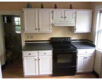 329 Vermont St unit 1, West Roxbury, MA 02132 - photo 3