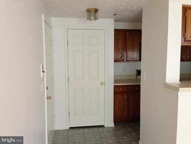 3560 Sherbrooke Cir unit 104, Woodbridge, VA 22192 - photo 6