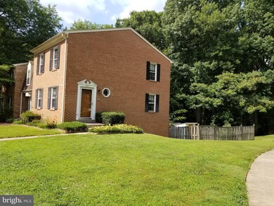 6412 Old Scotts Ct, Springfield, VA 22152 - photo 2