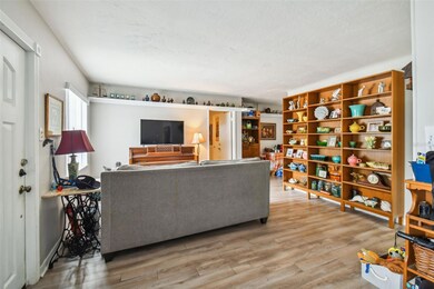 4103 W Bay Vista Ave, Tampa, FL 33611 - photo 6