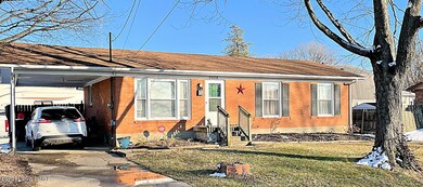 Ken Ln Front of Home 2